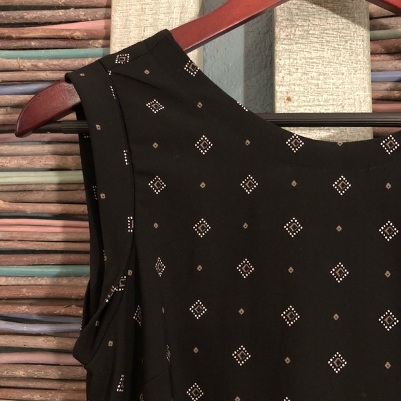 Banana Republic Back Detail Shift Dress - Picture 4 of 8